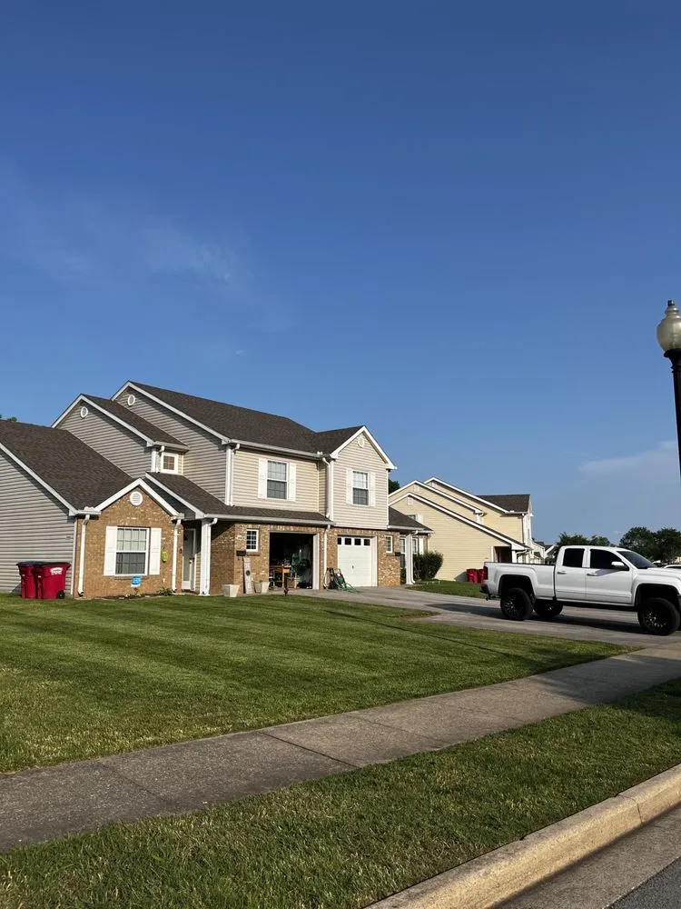 Top-rated lawn care service for homes across Fort Campbell, KY - Dusty Bushwhackers