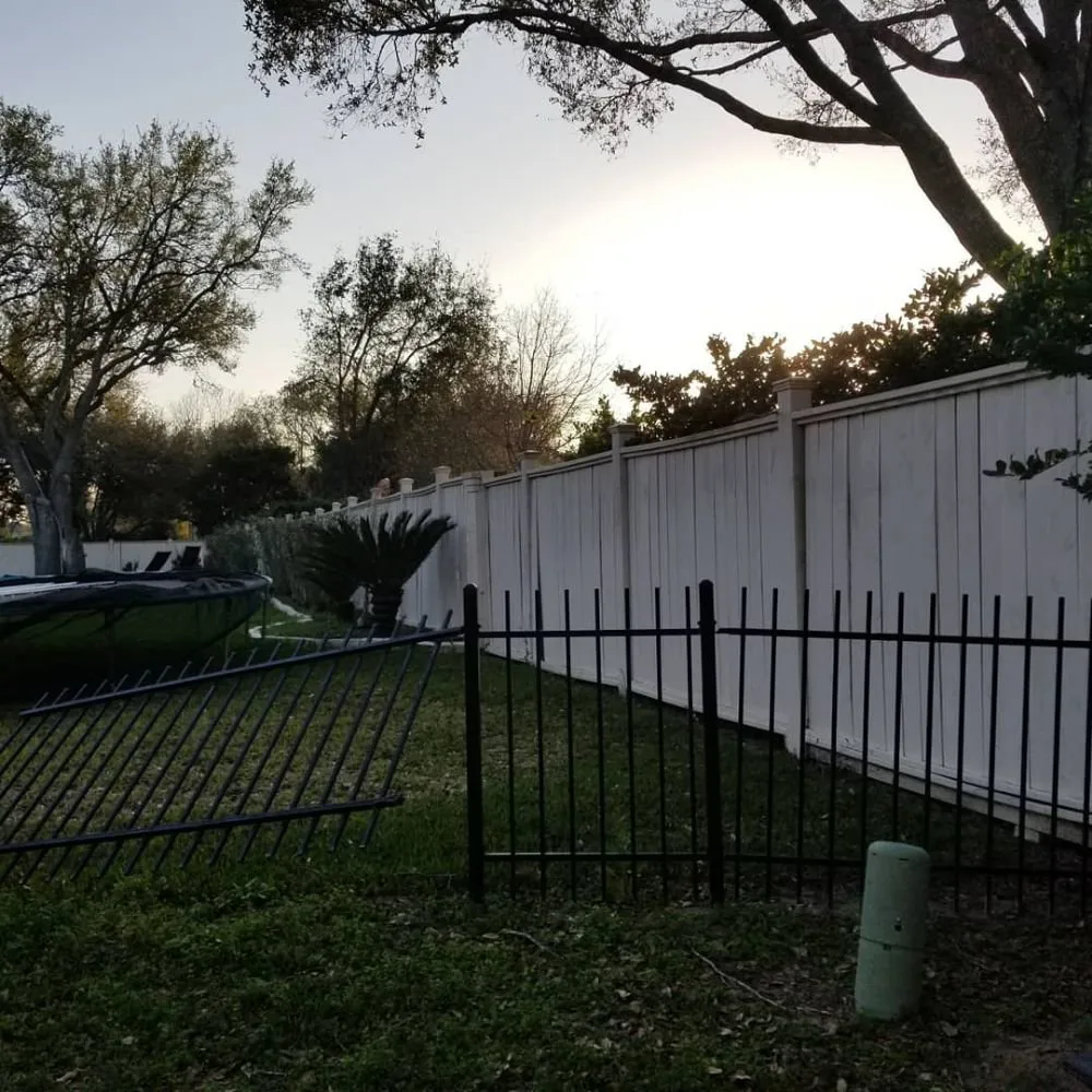 Reliable yard maintenance in Victoria, TX - Dusty Truck Landscaping