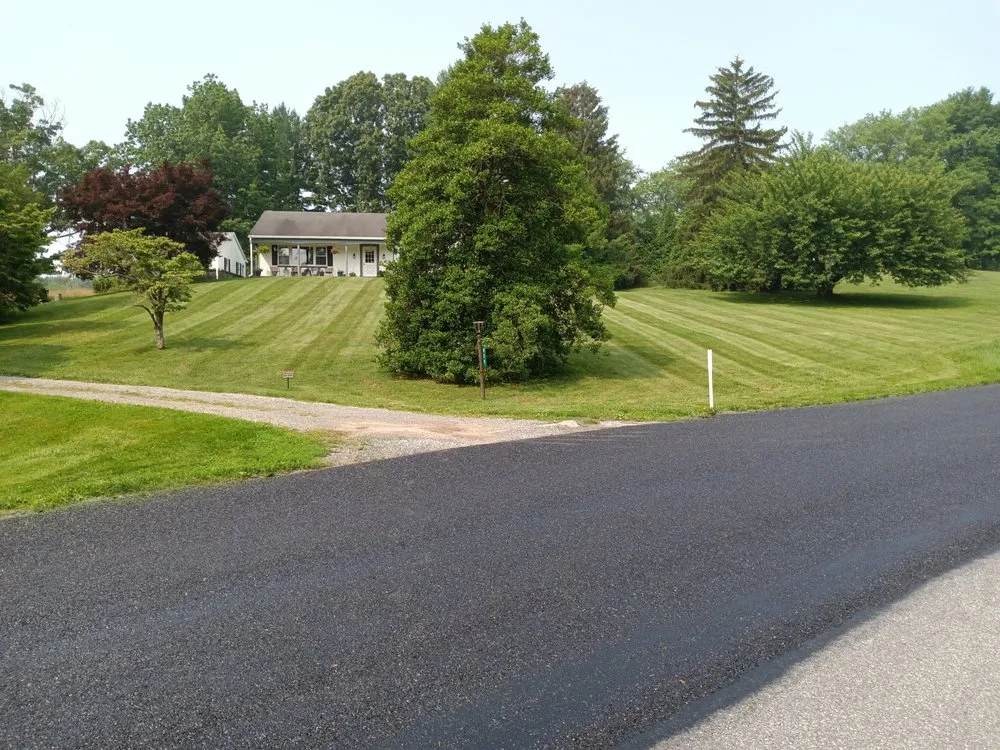 Custom yard maintenance for homes across Nottingham, PA - Dusty's Do It All