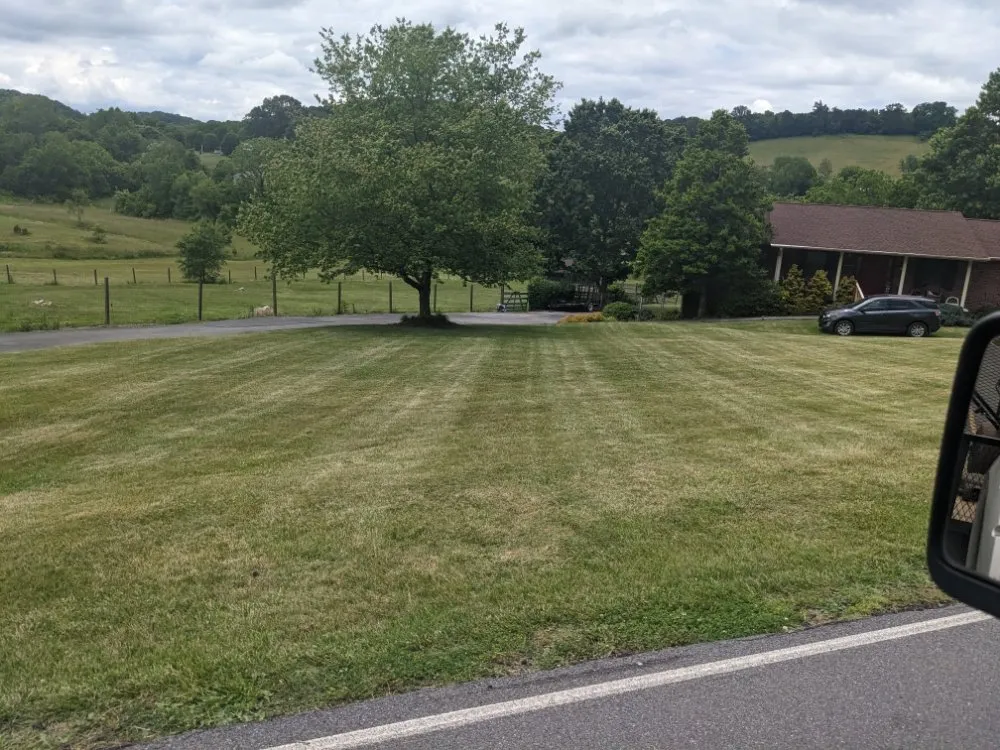 Expert landscape installation in Telford, TN by Dusty's Lawncare