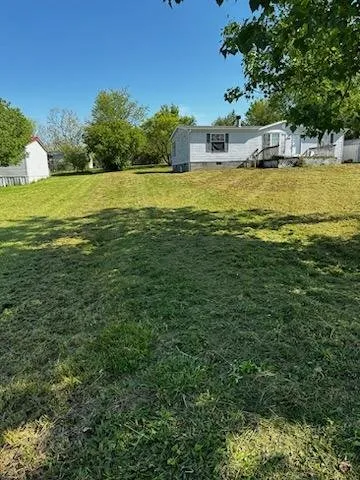 Custom yard maintenance in Telford, TN - Dusty's Lawncare