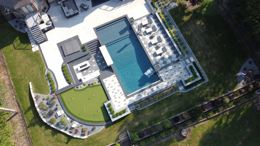 Local landscape design experts serving New Lenox, IL - Dutch Barn Landscaping