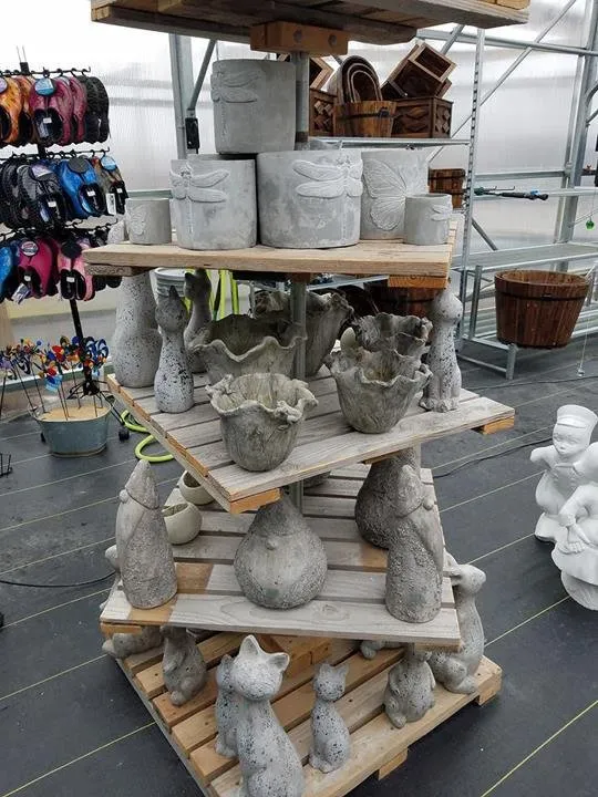 Professional residential landscaping in Pella, IA by Dutch Meadows Garden Center & Lanscaping