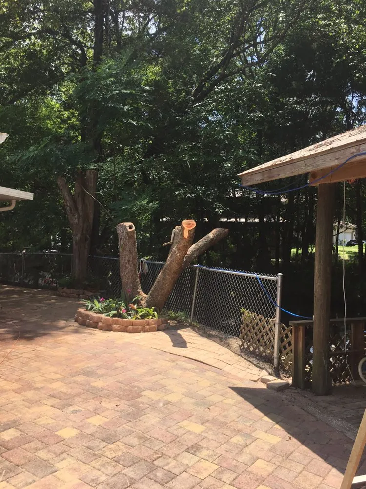 Trusted residential landscaping experts serving Crystal River, FL - Dutcher's Lawn & Tree Service