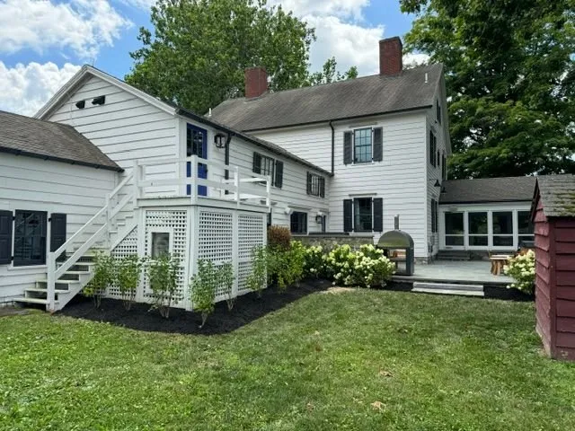 Affordable lawn mowing service experts serving Arlington, NY - Dutchess Lawns & Masonry