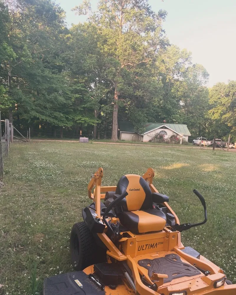 Reliable yard maintenance experts serving Jefferson, GA - Dutton’s Lawn Care