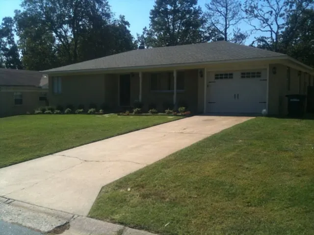 Custom yard maintenance in North Little Rock, AR - Duty Lawn Services