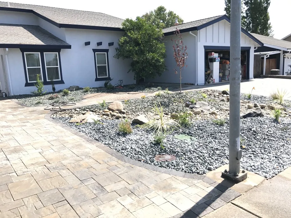 Professional garden landscaping in Sacramento, CA - DV Landscape