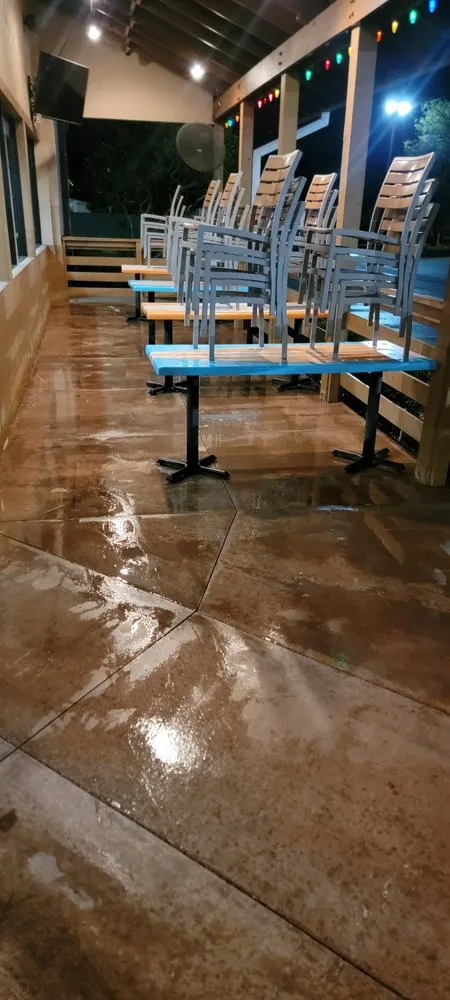 Expert yard maintenance in Valrico, FL - D&V Lawn Services And More