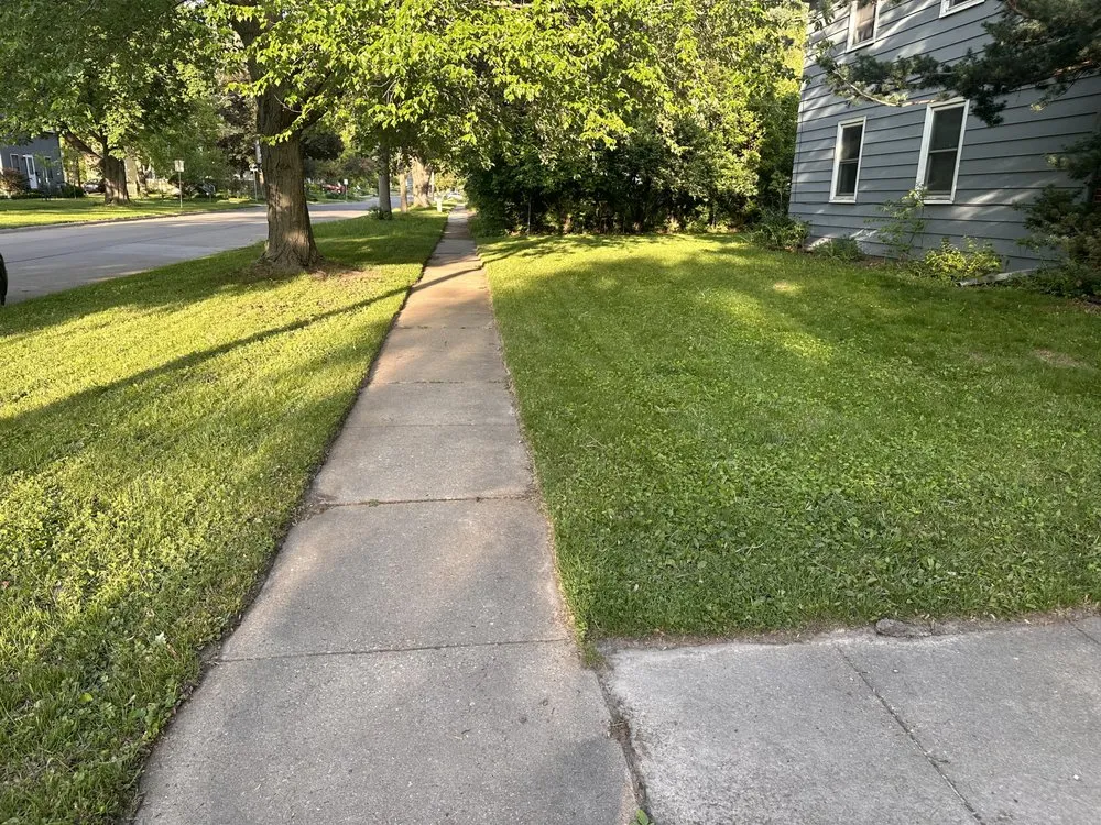 Affordable garden landscaping for residential properties in North Liberty, IA by D’Ville Lawn Care and Cleaning Services