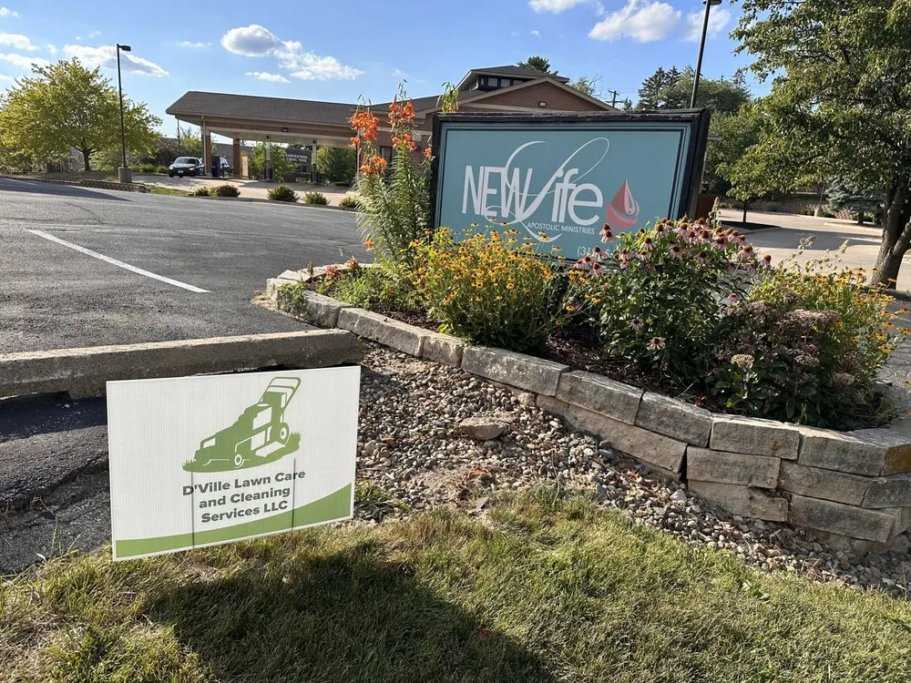 Local landscape design in North Liberty, IA - D’Ville Lawn Care and Cleaning Services