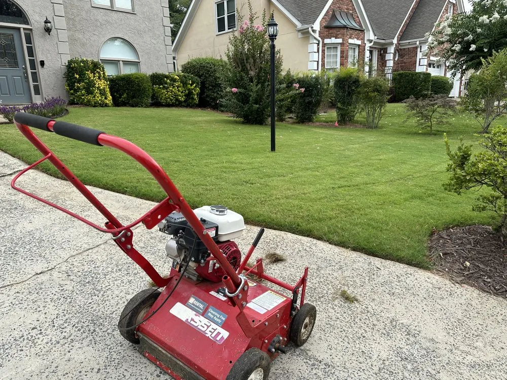 Custom lawn mowing service in Roswell, GA - Dvjeen