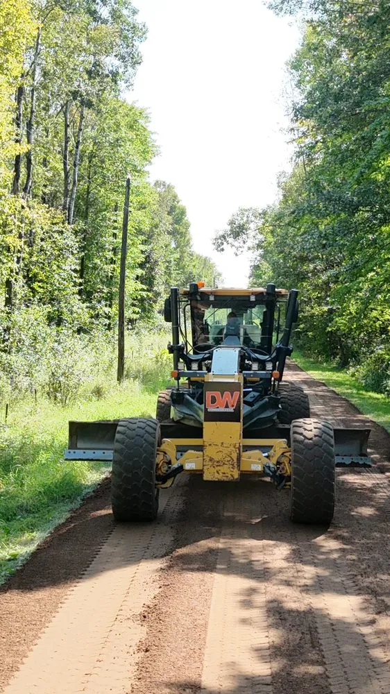 Custom lawn care service experts serving Cambridge, MN - DW Companies