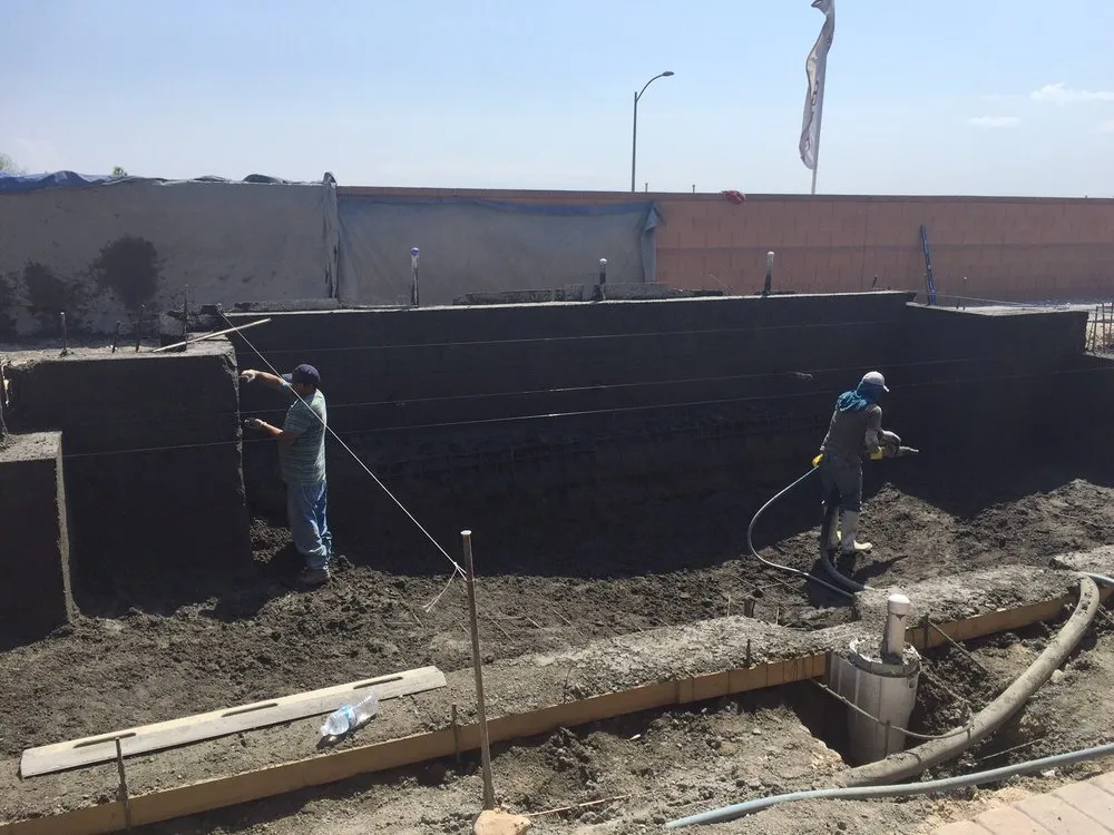 Local yard cleanup service experts serving Henderson, NV - Dw Landscape