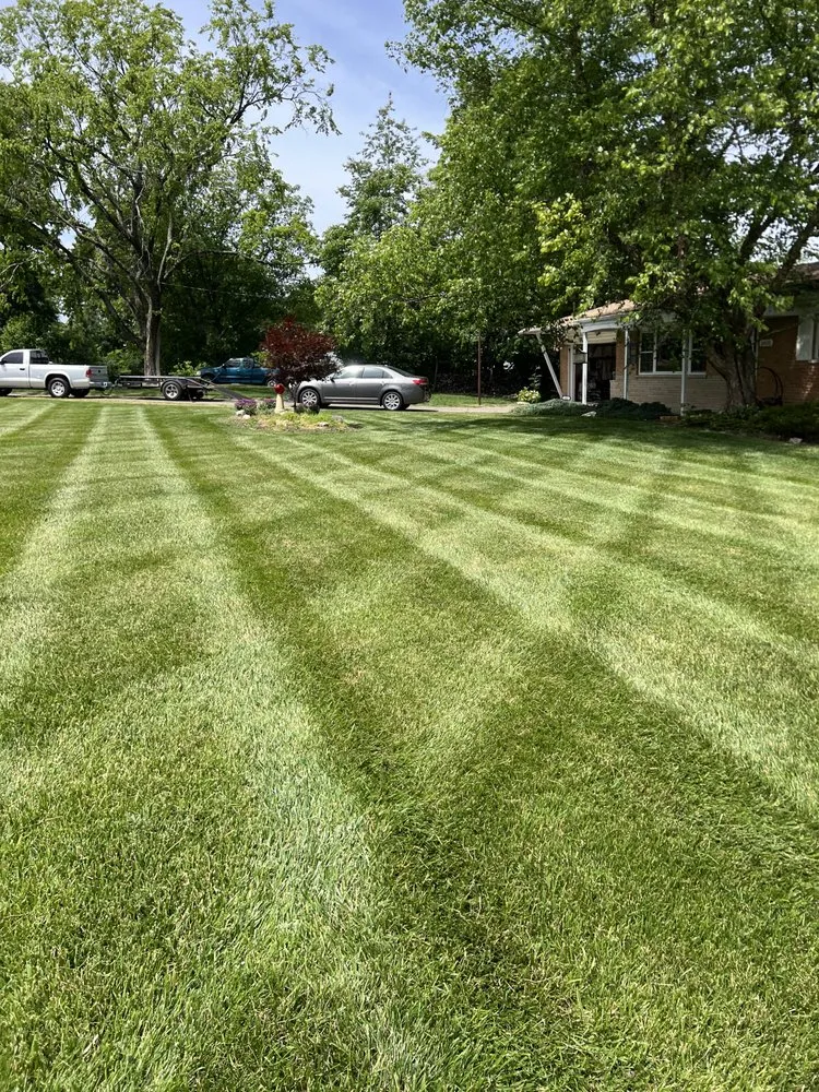 Custom garden landscaping experts serving Dunlap, OH - DW Lawncare
