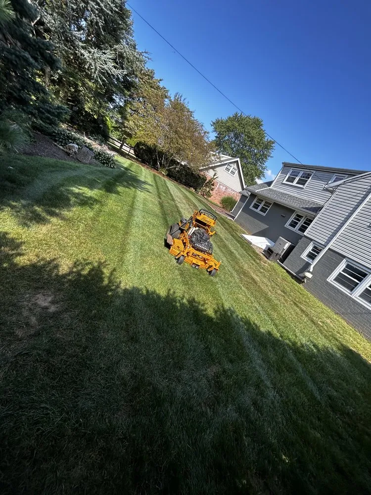 Top-rated yard maintenance in Mohnton, PA - DWB Lawn Care