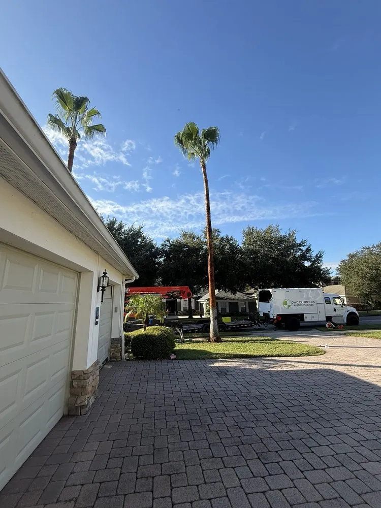 Professional yard maintenance near you in Minneola, FL by DWC Outdoors & Hauling