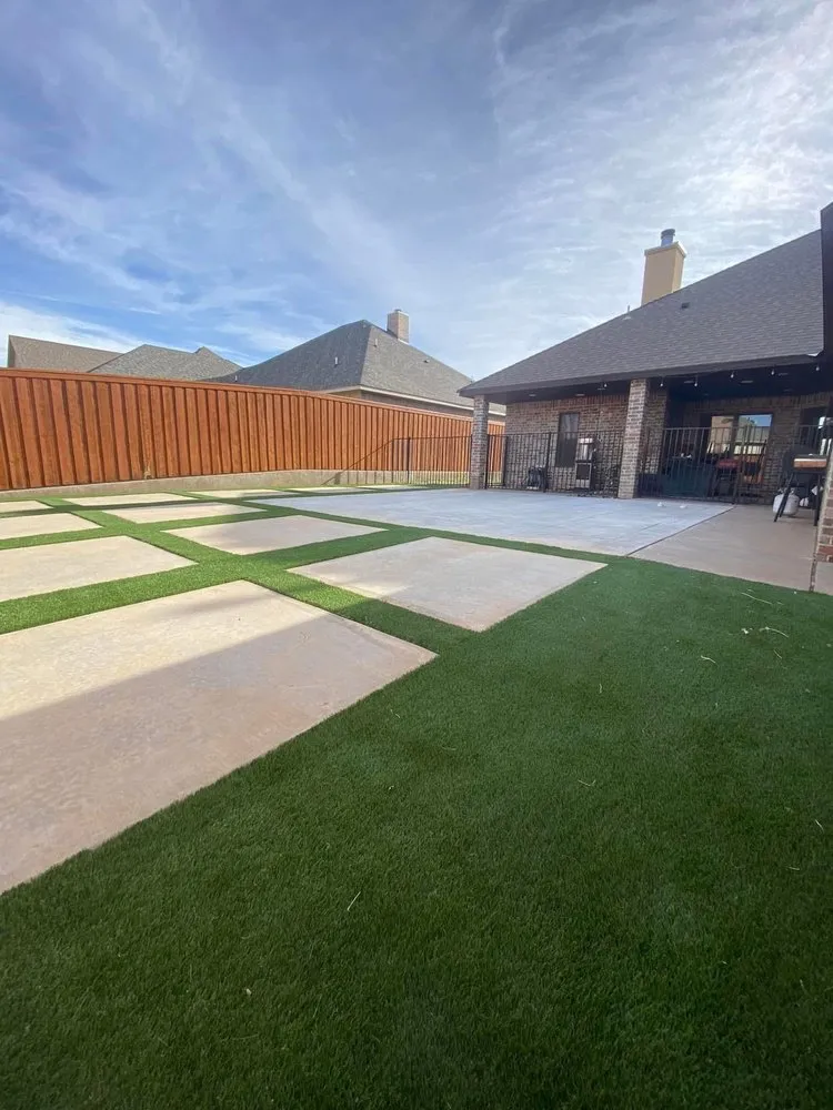 Professional yard cleanup service in Amarillo, TX - DW's Fence & Landscape