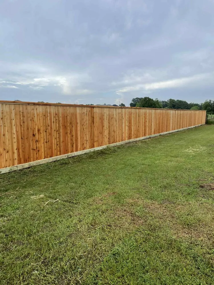 Affordable garden landscaping for year-round maintenance across Magnolia, TX - DWS Fencing
