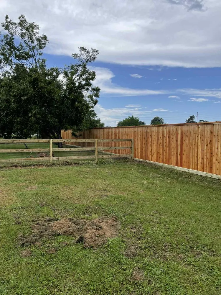 Affordable garden landscaping in Magnolia, TX - DWS Fencing
