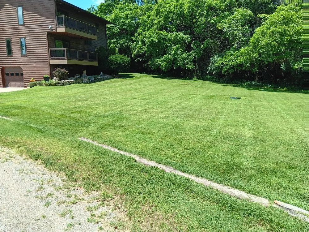 Affordable yard maintenance experts serving Hutchinson, KS - Dwyers Lawn Service