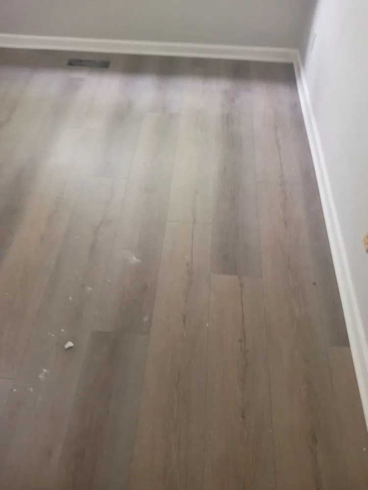 Local yard maintenance experts serving Lafayette, IN - Dyer Does It