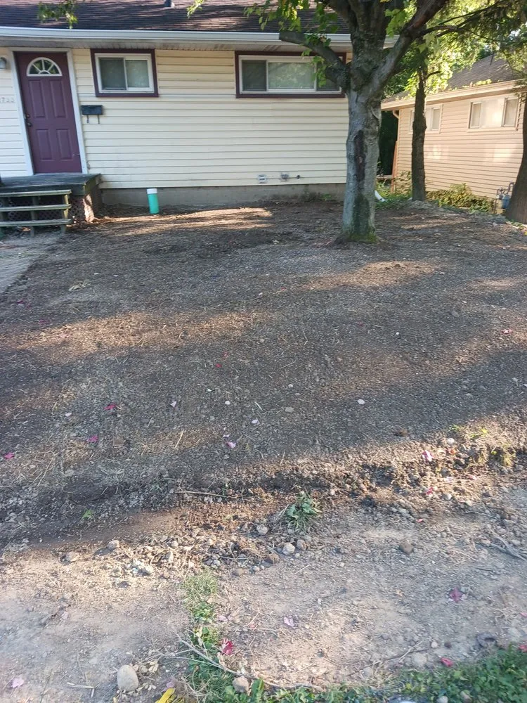 Top-rated landscape design in Lafayette, IN by Dyer Does It