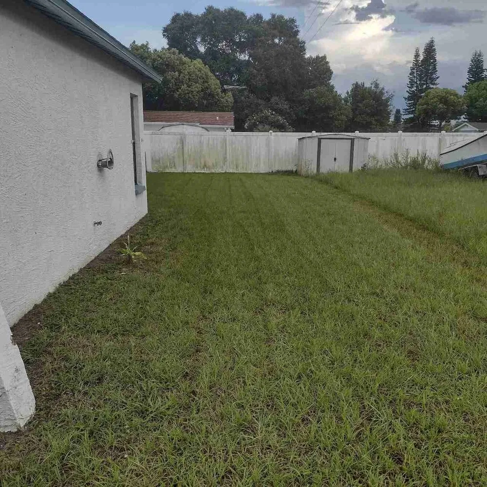 Affordable yard maintenance for homes in Port Richey, FL by Dykstra Lawn & Garden