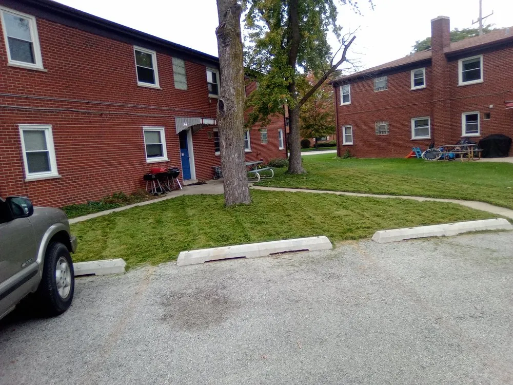 Reliable outdoor landscaping experts serving Cicero, IL - Dylans Yard