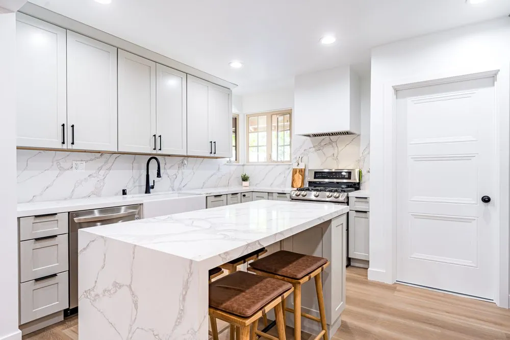 Custom lawn care service for year-round maintenance across Irvine, CA - DYM Builders Group