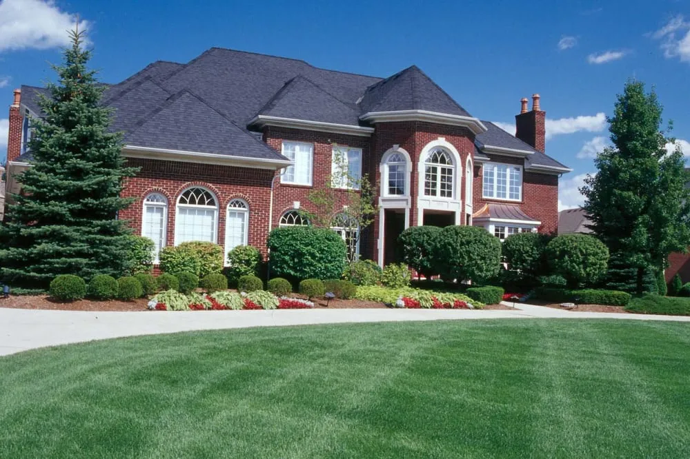 Trusted outdoor landscaping in Wickliffe, OH by Dyna-Green