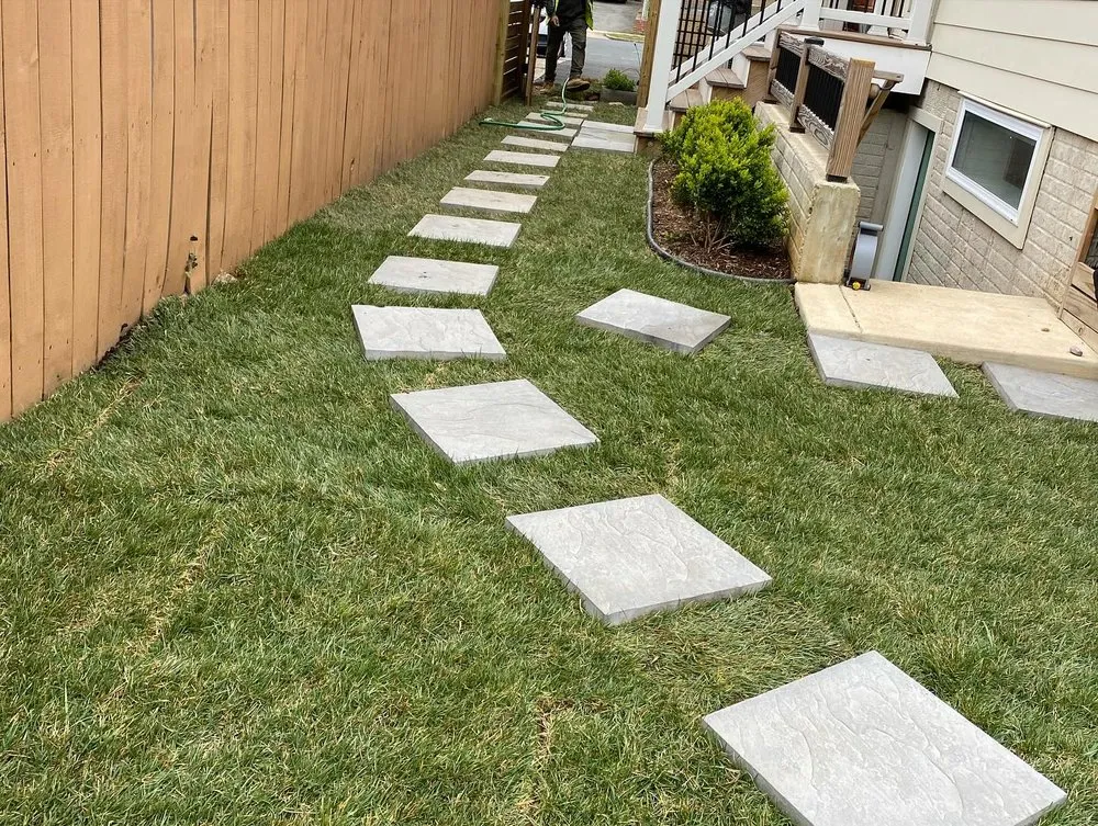 Top-rated residential landscaping for year-round maintenance in Arlington, VA by Dynamic General Services