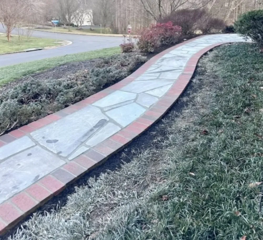 Custom lawn mowing service in Arlington, VA - Dynamic General Services