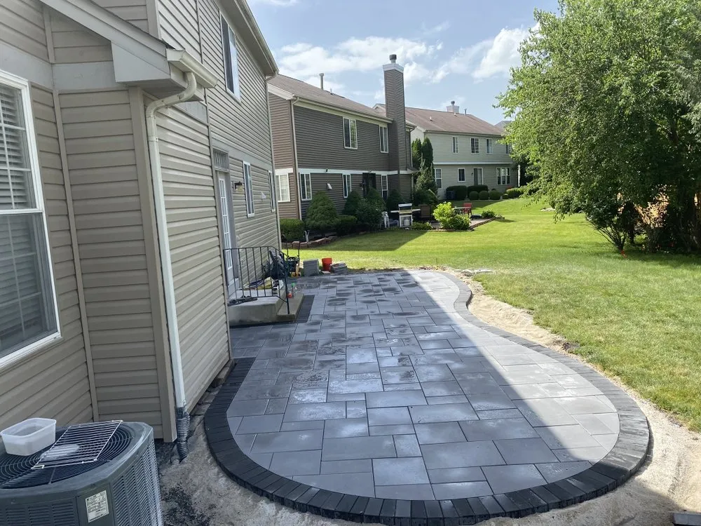 Affordable yard cleanup service in South Elgin, IL - Dynamic Landscape Design