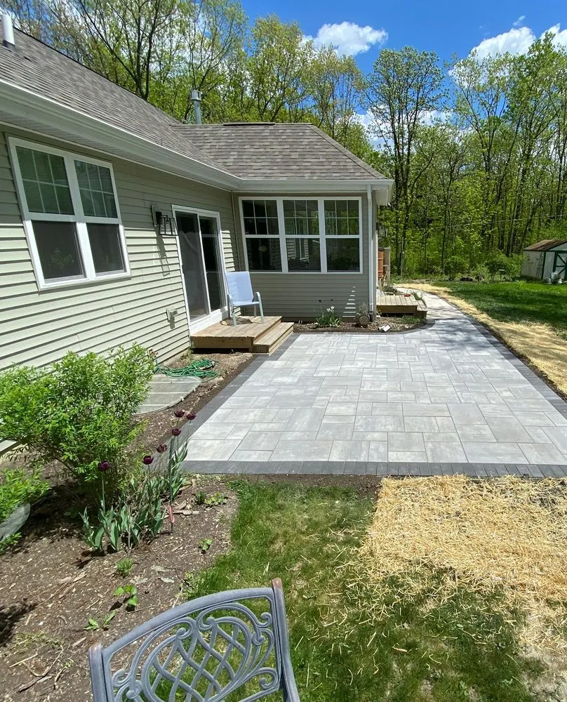 Affordable landscaping services experts serving South Elgin, IL - Dynamic Landscape Design