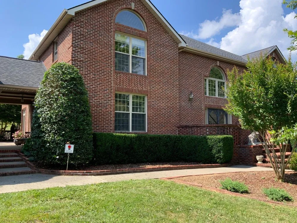 Local garden landscaping for homes in Fall Branch, TN by Dynamic Landscapes