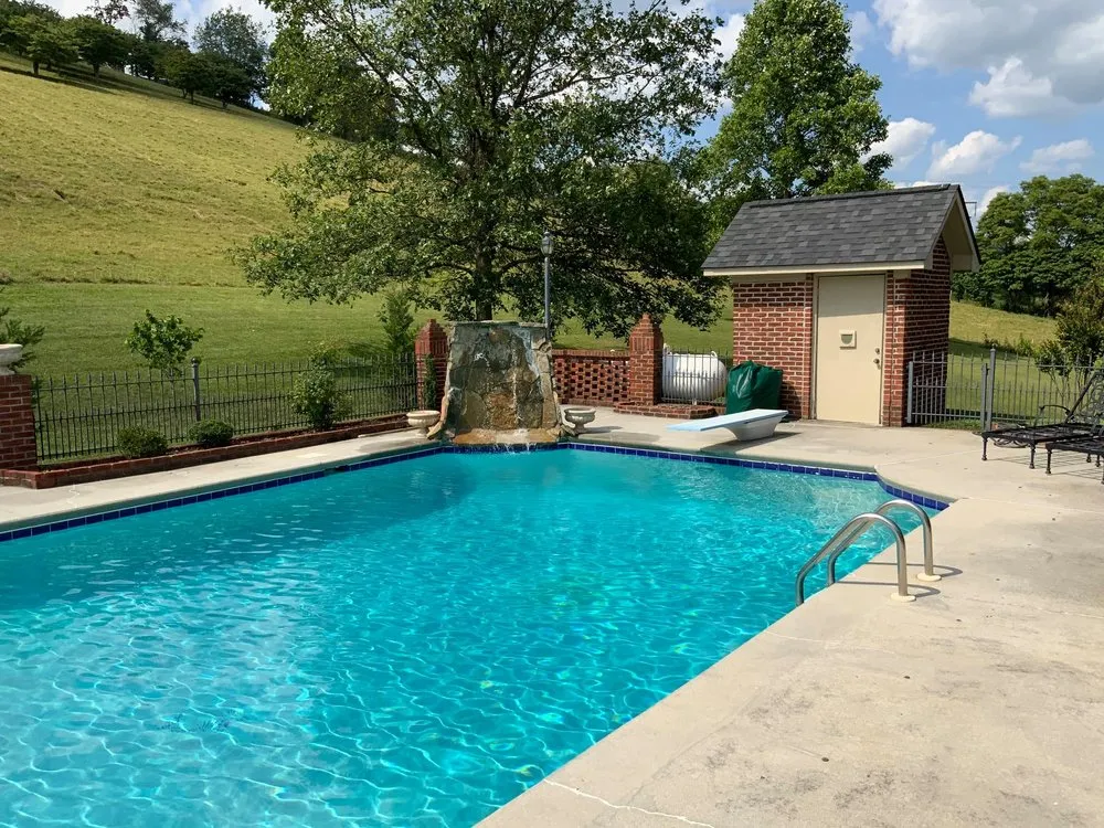 Local outdoor landscaping experts serving Fall Branch, TN - Dynamic Landscapes