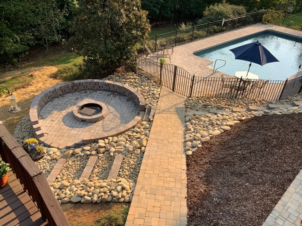 Affordable yard cleanup service in Fall Branch, TN by Dynamic Landscapes