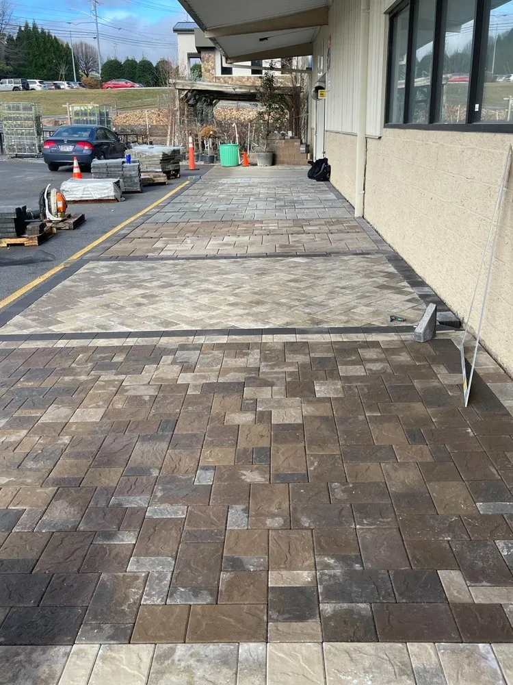 Expert yard maintenance in Fall Branch, TN - Dynamic Landscapes