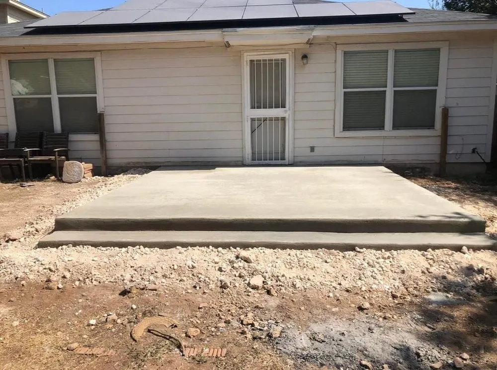 Reliable landscape installation for homes in San Antonio, TX by Dynamic Landscaping and Junk Hauling