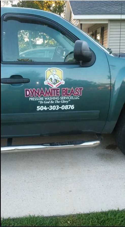 Affordable lawn mowing service in Boutte, LA - Dynamite Blast Pressure Washing Services