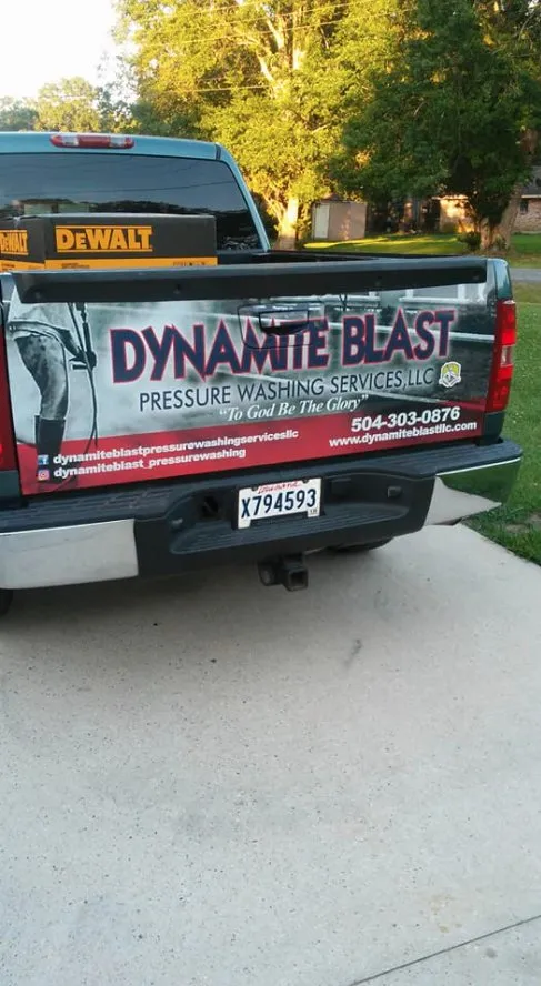 Reliable garden landscaping in Boutte, LA by Dynamite Blast Pressure Washing Services