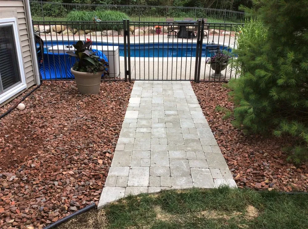Trusted outdoor landscaping in Davisburg, MI by Dynamite Landscape