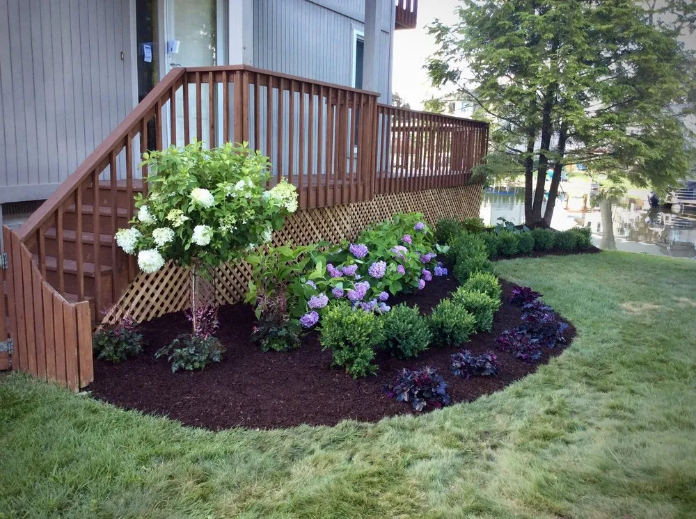 Expert yard maintenance experts serving Davisburg, MI - Dynamite Landscape
