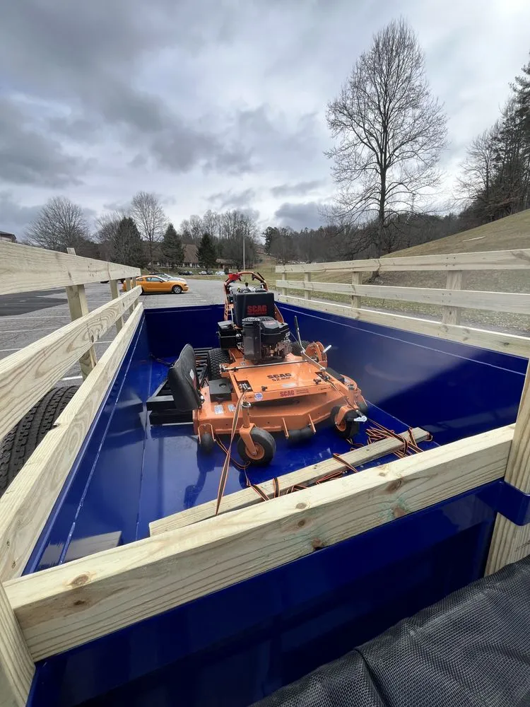 Top-rated landscape design for year-round maintenance in Mars Hill, NC by Dynasty Creative Designs