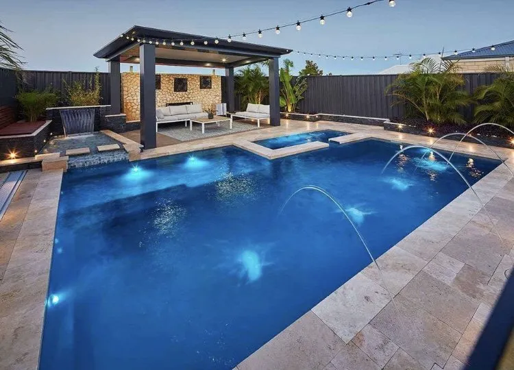 Custom lawn care service in Boca Raton, FL by Dynasty Landscaping