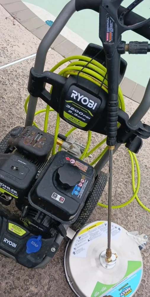 Trusted residential landscaping experts serving Marrero, LA - Dyno Hauling