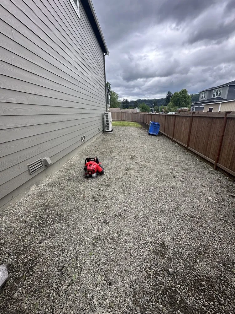 Top-rated landscaping services for residential properties in Tacoma, WA by DZ Alpha