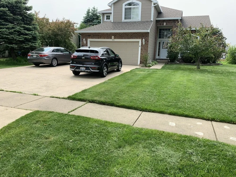 Custom landscaping services for residential properties across Streamwood, IL - E & A Landscaping