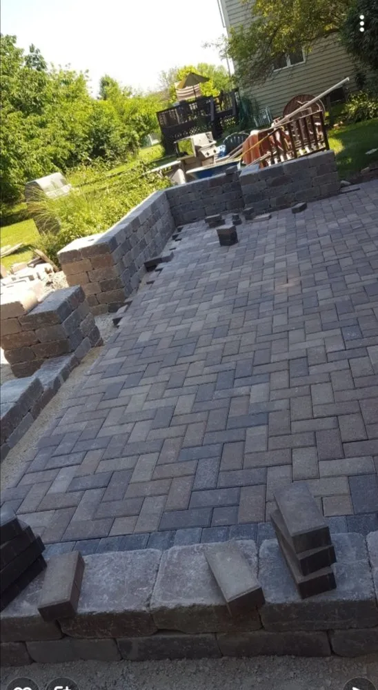 Affordable landscape design for homes across Streamwood, IL - E & A Landscaping